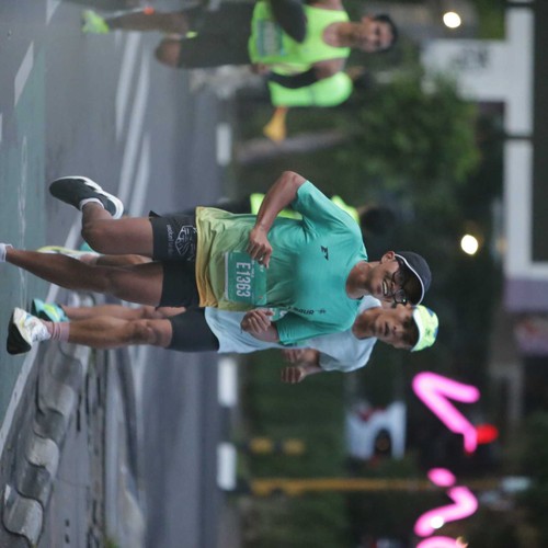 Race photo from BAUR RUN 2025
