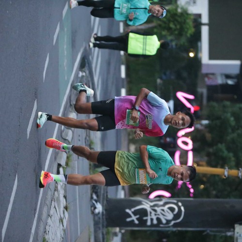 Race photo from BAUR RUN 2025