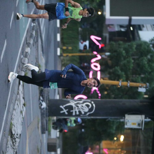 Race photo from BAUR RUN 2025