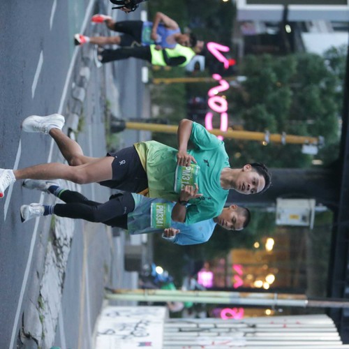 Race photo from BAUR RUN 2025