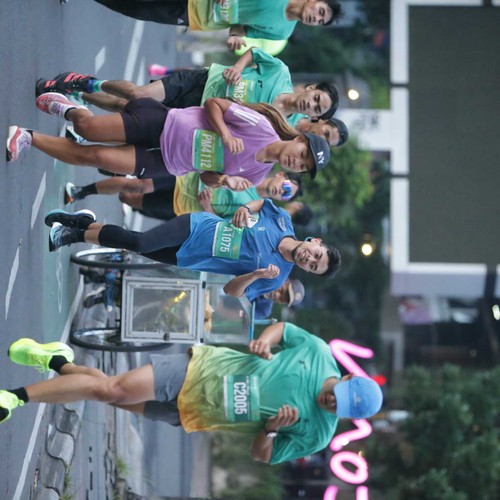 Race photo from BAUR RUN 2025