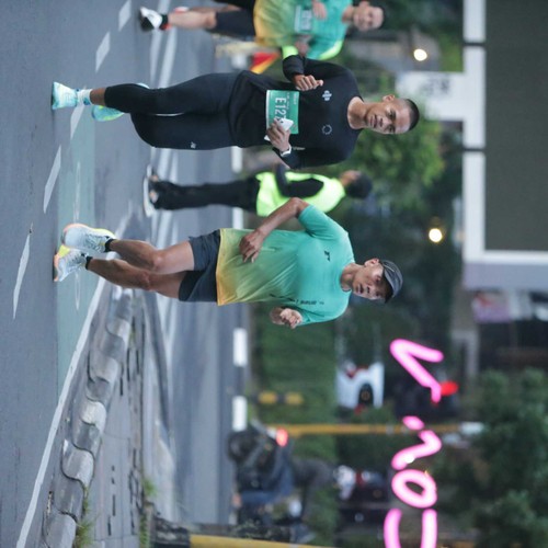 Race photo from BAUR RUN 2025