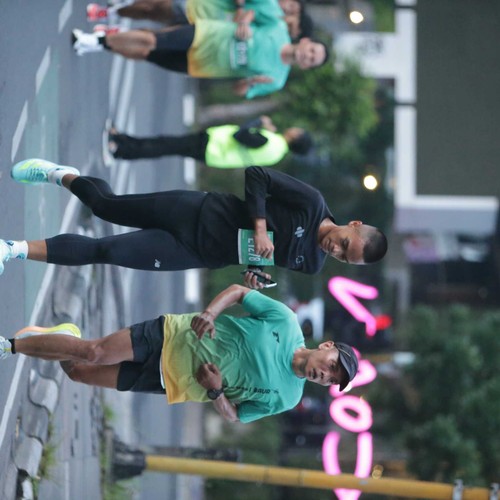 Race photo from BAUR RUN 2025