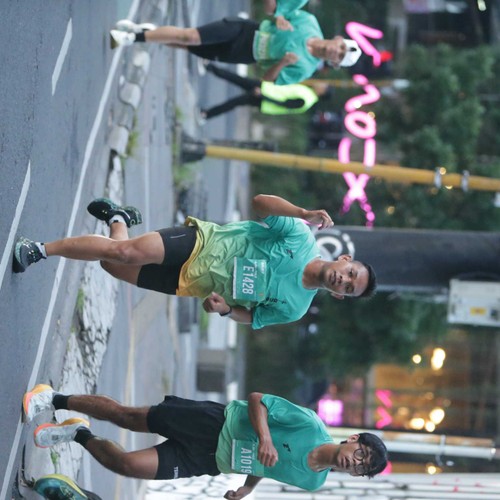Race photo from BAUR RUN 2025