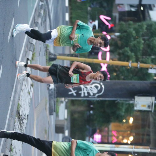 Race photo from BAUR RUN 2025