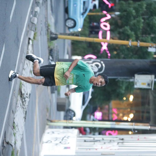 Race photo from BAUR RUN 2025