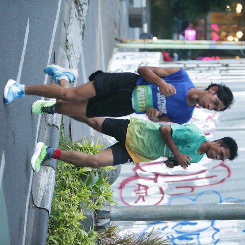 Race photo from BAUR RUN 2025
