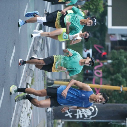 Race photo from BAUR RUN 2025