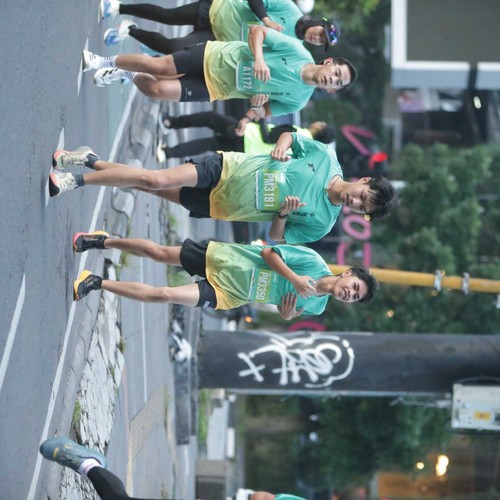 Race photo from BAUR RUN 2025