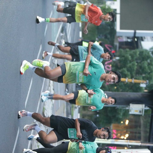 Race photo from BAUR RUN 2025