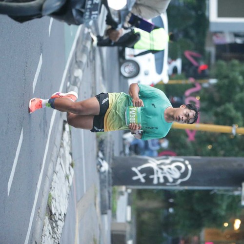 Race photo from BAUR RUN 2025