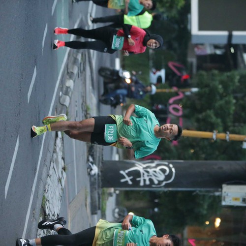 Race photo from BAUR RUN 2025