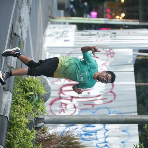 Race photo from BAUR RUN 2025