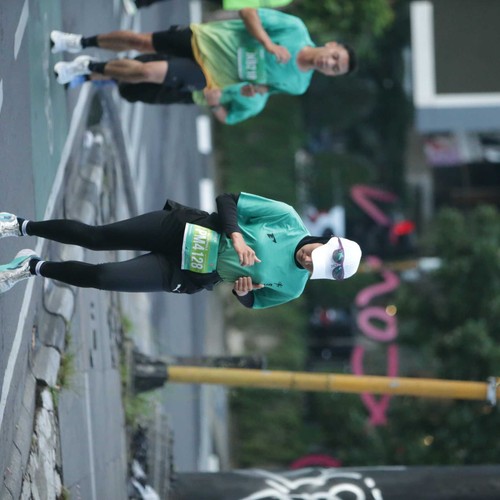 Race photo from BAUR RUN 2025