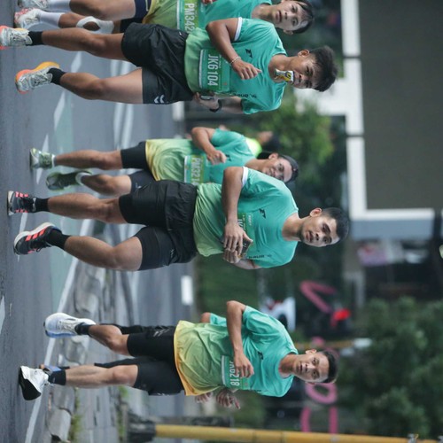 Race photo from BAUR RUN 2025