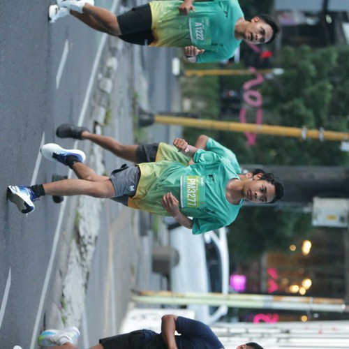 Race photo from BAUR RUN 2025