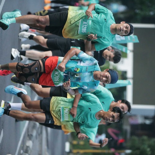 Race photo from BAUR RUN 2025