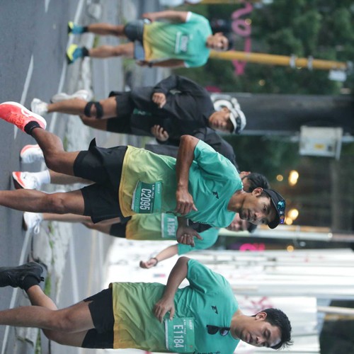 Race photo from BAUR RUN 2025