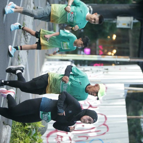 Race photo from BAUR RUN 2025