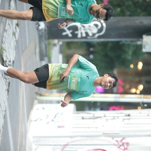 Race photo from BAUR RUN 2025