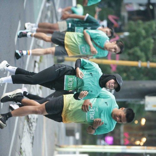 Race photo from BAUR RUN 2025