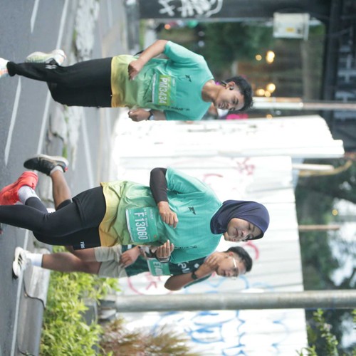 Race photo from BAUR RUN 2025