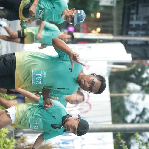 Race photo from BAUR RUN 2025