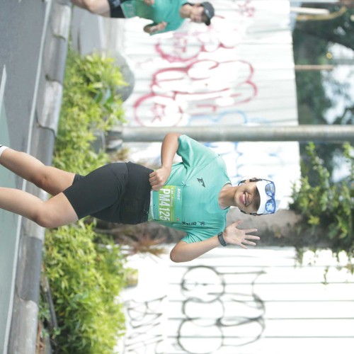 Race photo from BAUR RUN 2025