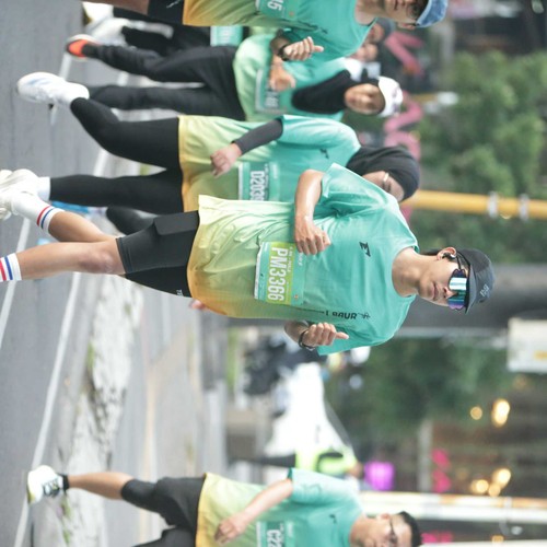 Race photo from BAUR RUN 2025