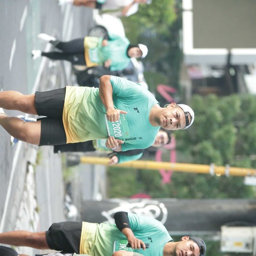 Race photo from BAUR RUN 2025
