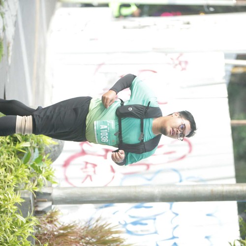 Race photo from BAUR RUN 2025