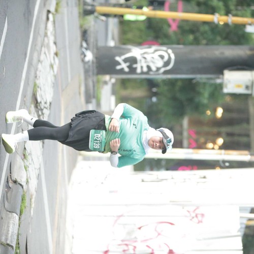 Race photo from BAUR RUN 2025