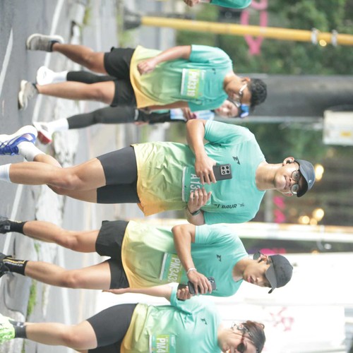 Race photo from BAUR RUN 2025