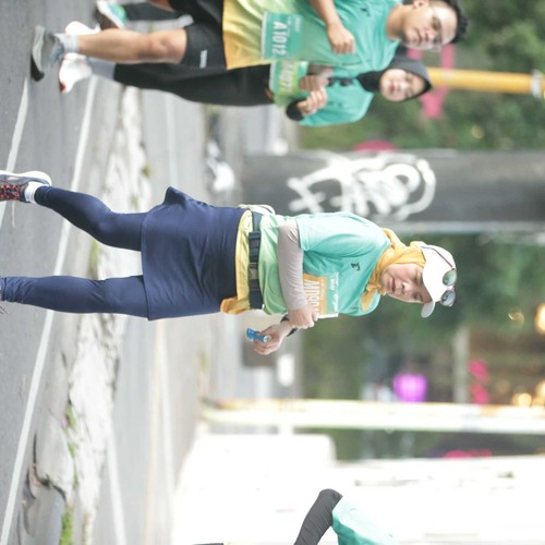 Race photo from BAUR RUN 2025