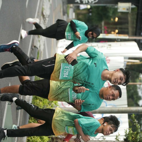 Race photo from BAUR RUN 2025