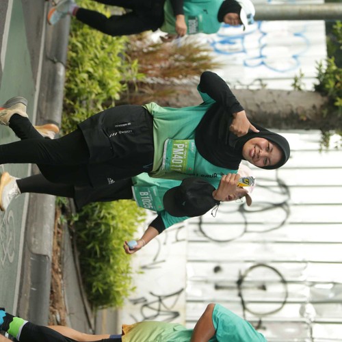 Race photo from BAUR RUN 2025