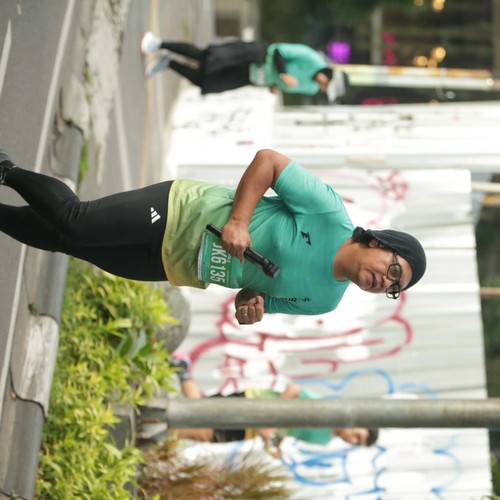 Race photo from BAUR RUN 2025