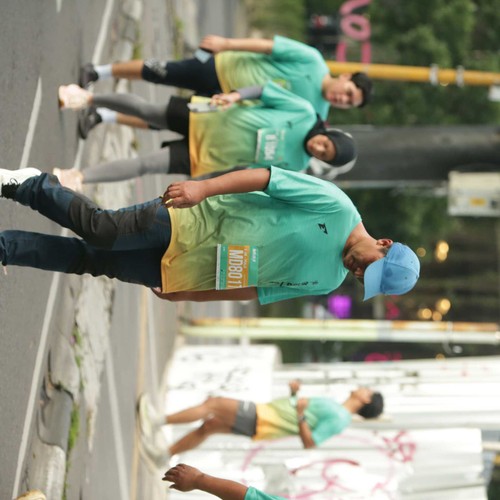 Race photo from BAUR RUN 2025