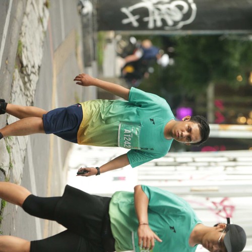 Race photo from BAUR RUN 2025
