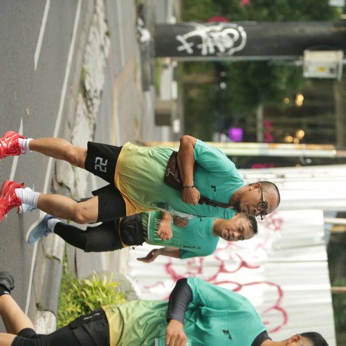 Race photo from BAUR RUN 2025