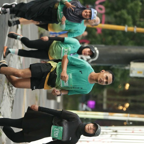 Race photo from BAUR RUN 2025
