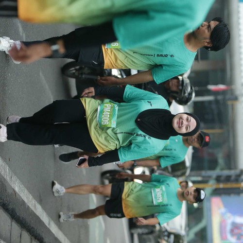 Race photo from BAUR RUN 2025