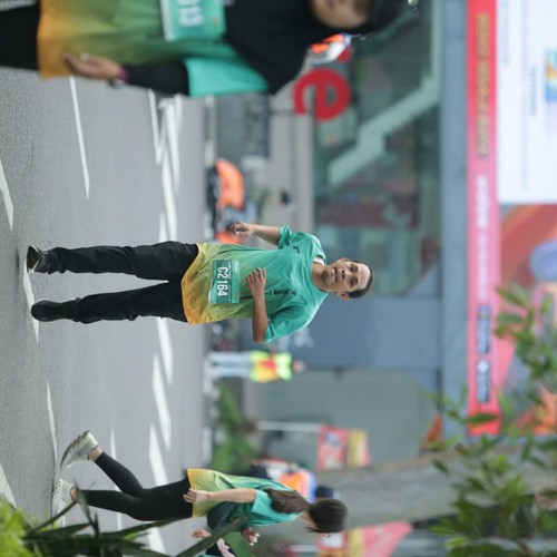 Race photo from BAUR RUN 2025
