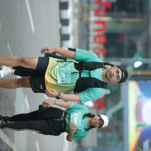 Race photo from BAUR RUN 2025