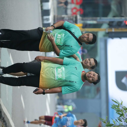 Race photo from BAUR RUN 2025