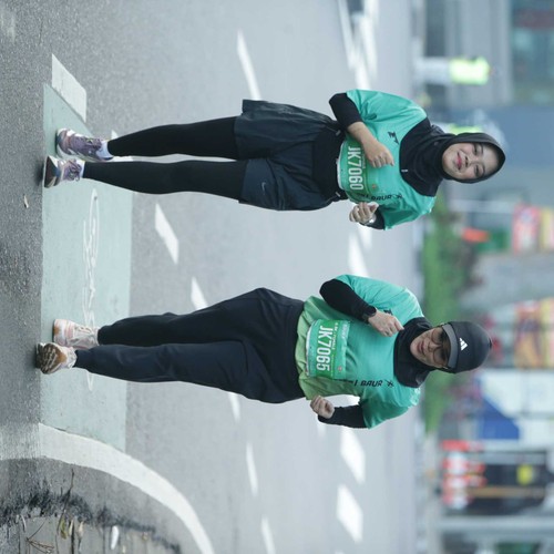 Race photo from BAUR RUN 2025