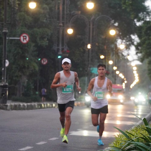 Race photo from BAUR RUN 2025