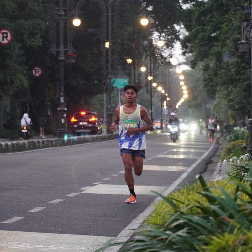 Race photo from BAUR RUN 2025