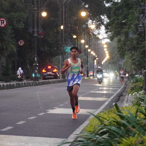 Race photo from BAUR RUN 2025