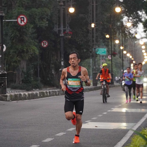 Race photo from BAUR RUN 2025